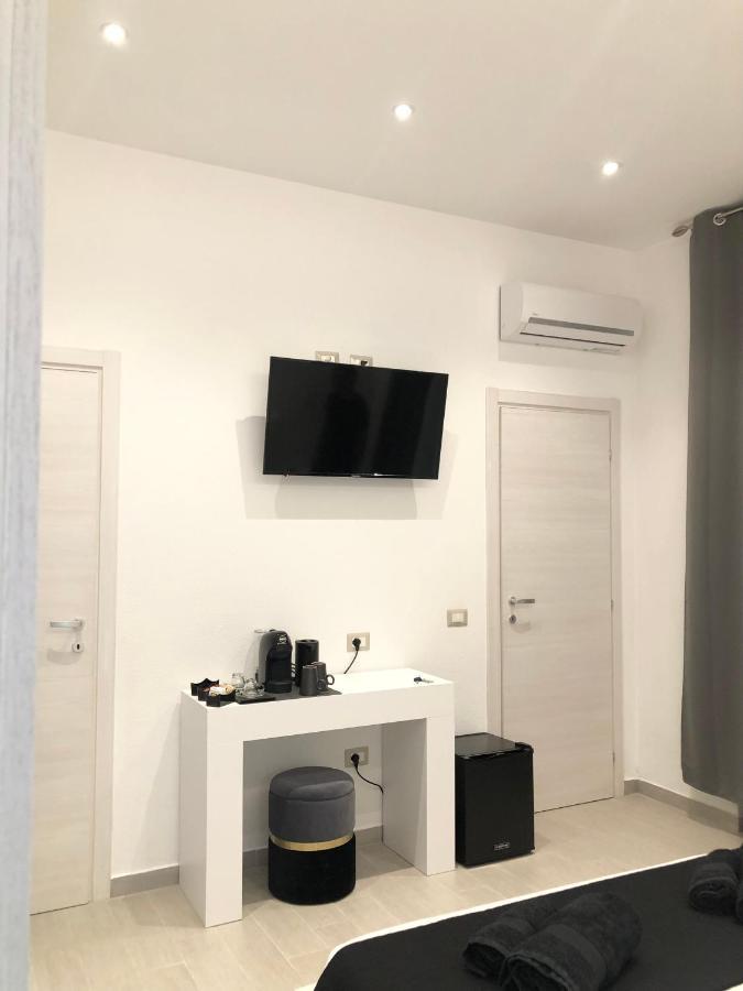 International House Olbia Hotel Екстериор снимка